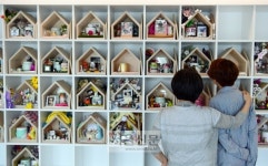 [포토 다큐&뷰] 이별에도 ‘기술’이 필요해… 무지갯빛 추억만 남길래