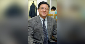 ‘가카새끼 짬뽕’ 이정렬 전 판사, 퇴직 5년 만에 변호사 활동 길 열려