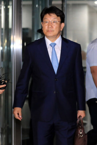 ‘인사청탁’ 권성동 의원 구속영장 기각