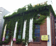 ‘철거 위기’ 강남향린교회… 천막 예배 100일, 끝나지 않은 갈등