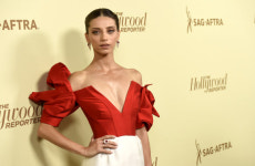 [포토] 안젤라 사라피언, 가녀린 어깨 드러낸 드레스