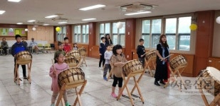 마을 재능기부자와 함께하는 초등전담 체험교실 ‘김포몽실학교’ 인기