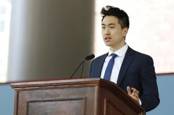 美 불법체류 한인, 로즈장학생에 선발