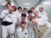 워너원, ‘봄바람’ 컴백 첫 1위… “워너블 덕에 핫팩도 필요 없어”