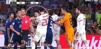 이란, 일본에 뺨 때리고 밀치고…반칙만 하다 0-3 완패