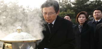 봉하마을 방문하는 황교안…권양숙 여사 예방