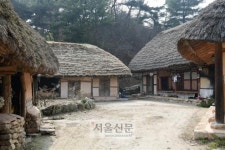 춘향이 발그레하듯… 생기 도는 광한루, 몽심재·구룡폭포… 이몽룡 다녀간 듯