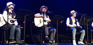 기타 치고 노래하고…힐링 선물한 시장님