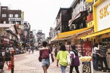 욕망과 좌절이 서린 ‘과잉도시’… 서울은 오늘도 초만원이다