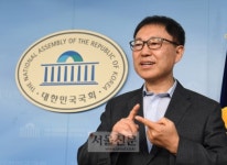 “청각장애인과 세상 잇는 수어, 보편적 언어 정착 필요”