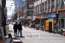 [서울포토] ‘한산한 축산물시장 거리’