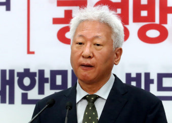 류석춘 연세대 교수 “위안부는 매춘부…일본 정부 책임 없어”