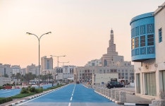 2022 월드컵 카타르, 파란도로·길거리 에어컨으로 더위와 전쟁