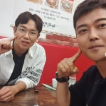 장성규 “존경하는 전현무 형” 훈훈 투샷 [EN스타]