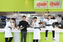 ‘맛남의 광장’ 휴게소→공항, 16일 여수 공항서 장사 오픈