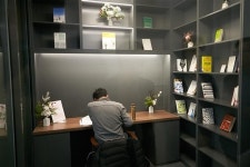 수다 떨러 도서관에 간다… 고정관념 깬 양재도서관