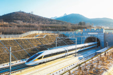 [김규환 기자의 차이나 스코프] 빚으로 쌓아올리는 중국 고속철 사업