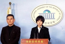 정의당, ‘대리게임 논란’ 류호정 재신임…‘음주운전’ 신장식은 사퇴