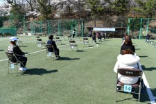 축구장 이어 ‘족구장 면접’ 등장