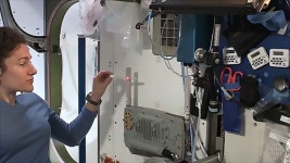 美 극비 우주선 X-37B, 6번째 비행 나선다…임무 일부 공개