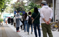 서초구, 모든 영어유치원 종사자 코로나 검사...서울시 최초