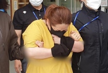 천안 계모, 의붓아들 7시간 가방에 가둬놓고 외출도 했다