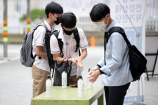 ‘9살·13살 확진’ 인천문학초와 남인천여중 19일까지 등교 중지