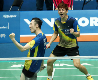 적으로 만나는 전 세계랭킹 1위 이용대 유연성