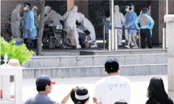 안심하던 골프장까지… 소규모 야외스포츠 확진자 발생에 긴장