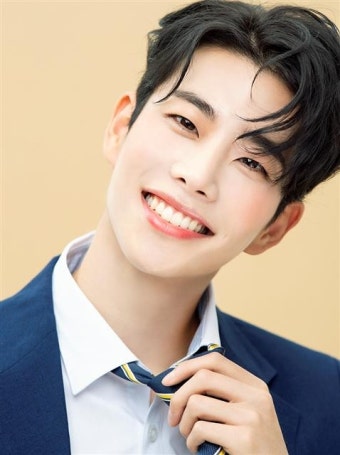‘男’ 누가 누가 누가 더더 섹시 하나