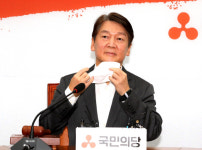 안철수 “文, 행정수도 이전 ‘간’ 보지 마라…서울시장? 생각 없다”