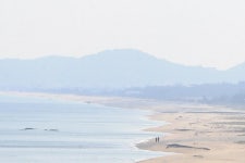 고성 해안소초 근처서 여성 시신 발견…군경 “대공 용의점 없다”