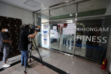 교인도 아닌데 사랑제일교회 때문에…‘추가 전파’ 237명 달해