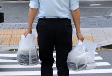 직장인들 ‘밥콕’… 점심 도시락 식사 늘어