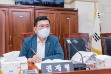 권재형 의원 “경기도 광역버스 노선 버스정류장 20% 증설해야”