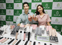 [서울포토]디베이프, 일회용 액상형 전자담배 ‘칵스(KAX)’ 출시