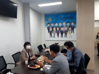 박옥분 경기도의원, 부실공사 우려 광교호수중학교 시설 점검