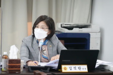 김직란 경기도의원, 건설국 소관위원회 여성비율 문제 지적