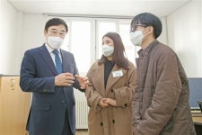 창업 어려움 아는 동진씨, 도봉 청년기업 키우기 팔걷었다
