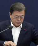 ‘정면돌파’ 文, 추-윤 갈등에 “죄송하나 검찰개혁 반드시 입법, 공수처 출범”(종합)