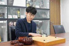 이창호도 알파고도 넘은 ‘신공지능’… 신진서 9단의 다음 타깃은