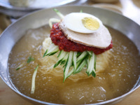 부산한 비탈길 골목길 하늘길…테스형 경규형 맛있는 이바구