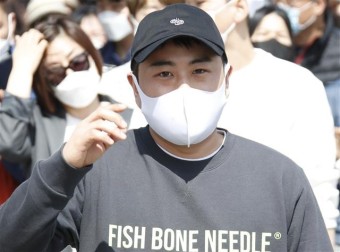 “주민 신고로 경찰 출동” 김호중, 폭행 혐의로 조사