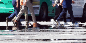 [서울포토]아지랑이 피어오르는 도로