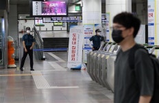 신규확진 1817명, 토요일 기준 최다…연휴 추가확산 우려