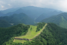 숨겨진 新단양팔경, 멀리 보아야  예쁘다