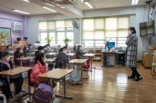 조심스럽게… 학교도 위드코로나, 4학기 만에… 일상도 등교할까요