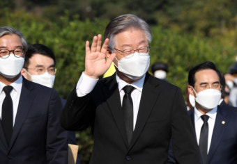 권양숙 “이재명, 노무현 가장 닮은 후보…내년에 투표하겠다”