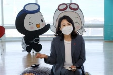 “오늘만큼은 남편이고 싶다, 늘 미안” 이재명, 아내 낙상 입원에 일정 취소 [이슈픽]