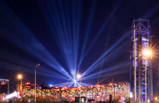 로봇·친환경 성화, 첨단 드론공연… 짧고 굵은 ‘기술굴기 100분쇼’